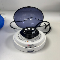 Dlab D1008 Mini Centrifuge image 0